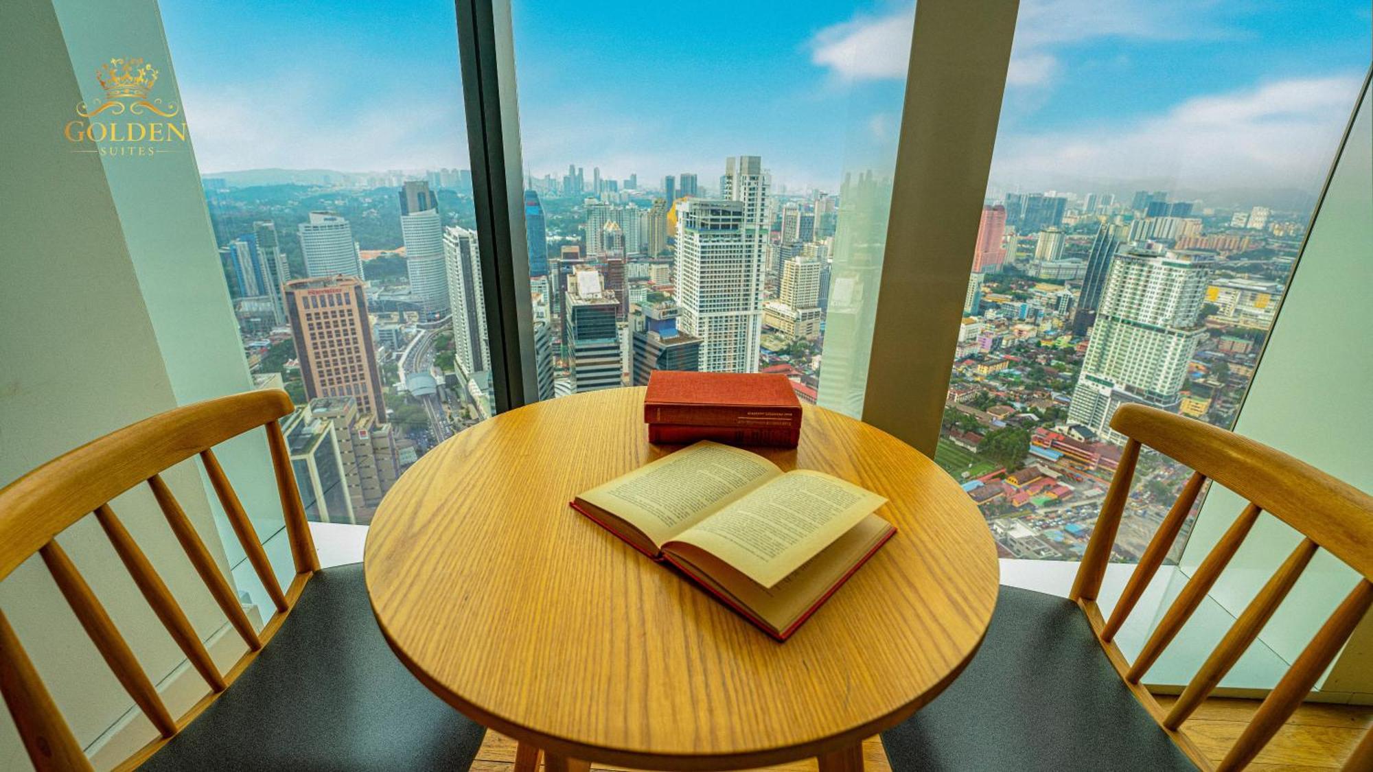 Golden Suites At Platinum Klcc Kuala Lumpur Exterior foto
